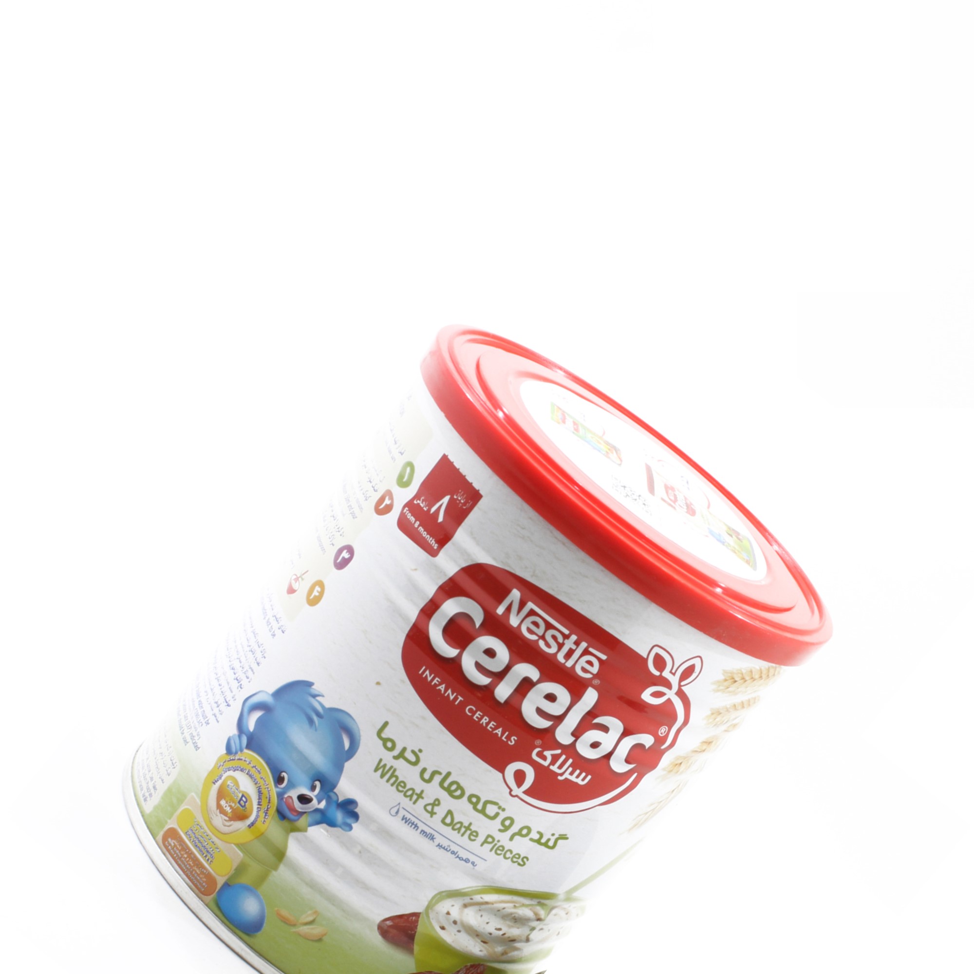سرلاک گندم و تکه های خرما به همراه شیر نستله